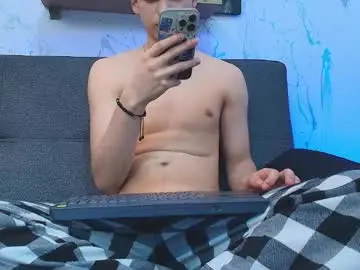 Chaturbate Free Porn Cam of mykelcano