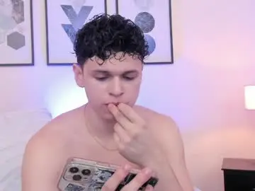 Chaturbate Free Live Porn of mykelcano