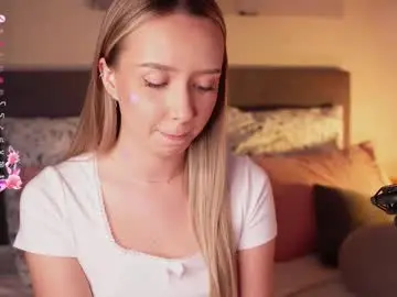 Chaturbate Free Porn Cam of alodiaacomb