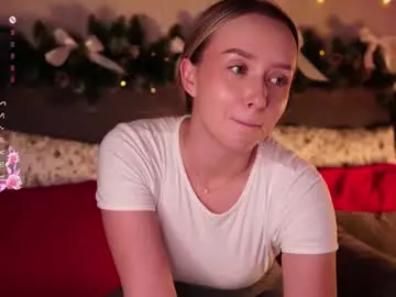 Chaturbate Free Porn Cam of alodiaacomb