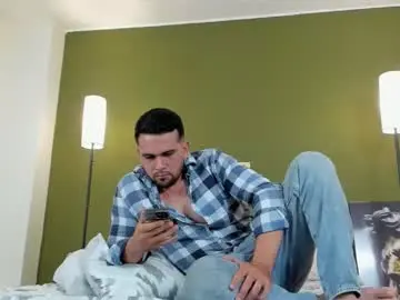 Chaturbate Nude Webcam of fatdick_1