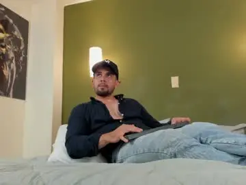 Chaturbate Sex Cam of fatdick_1