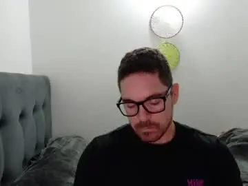 Chaturbate Best live sex cam show of genesis_wb