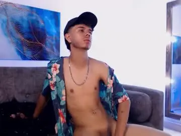 Chaturbate Best Webcam of mikhellennox