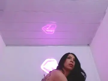 Chaturbate Live Sex Cam of valerii__fox_69