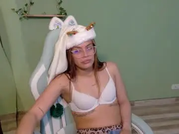 Chaturbate Free Porn Cam of emerald_sparkles