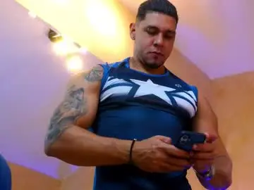 Chaturbate Live Porn of massimowalton2