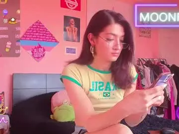 Chaturbate Sex Chat of moonfiredance