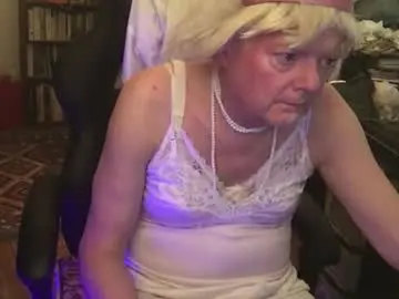 Chaturbate Free Porn Cam of pantyvloletlace