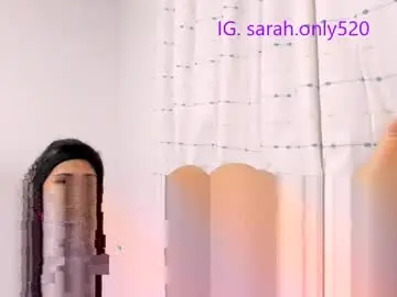 Chaturbate Live Sex Cam of arisha_fox