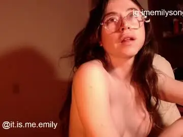 Chaturbate Adult Video Chat of emily_pearl_