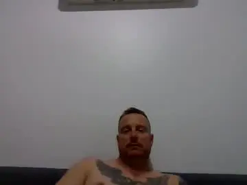 Chaturbate Live Sex Cam of naughtyplum8er