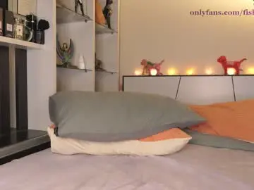 Chaturbate Live Sex Cam of fishtgirlworld