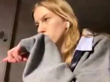 Chaturbate Adult Video Chat of gladyswigg