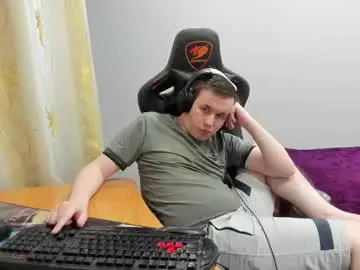 Chaturbate Best live sex cam show of iliaskrislove