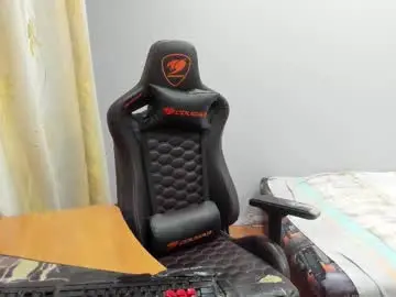 Chaturbate Adult Video Chat of iliaskrislove