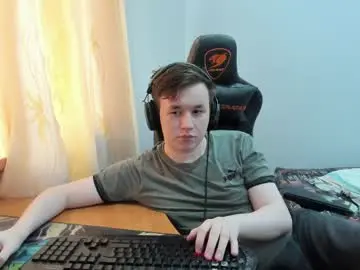 Chaturbate Adult Video Chat of iliaskrislove