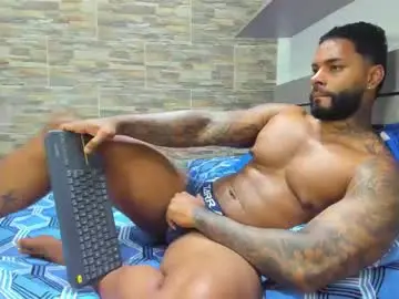 Chaturbate Private Sex Chat of angelo_evans33