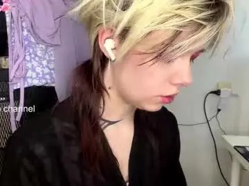 Chaturbate Best live sex cam show of liliandaniels