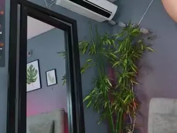 Chaturbate Watch Live Sex Cams of ninaa_cam