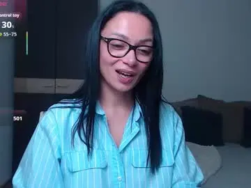 Chaturbate Adult Video Chat of serenesophi