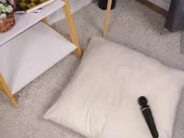 Chaturbate Best live sex cam show of shelleyborom