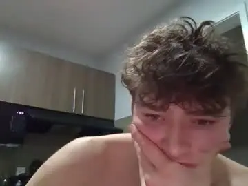 Chaturbate Live Sex Cam of thedomman32