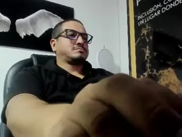 Chaturbate Free Porn Cam of adan_smith_