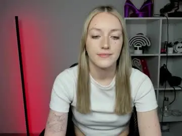 Chaturbate Live Porn of evelynblond