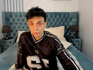 Chaturbate Live Sex of clarkbev