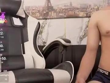 Chaturbate Best live sex cam show of party_with_medellin23