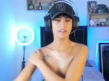 Chaturbate Live Porn of alejoo_storms