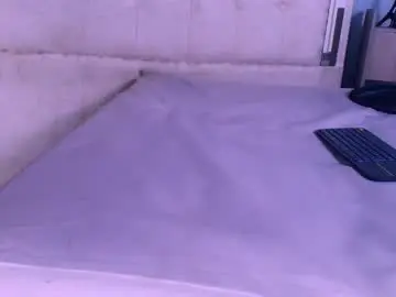 Chaturbate Adult Webcam of emily_castillo1_