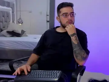 Chaturbate Live Sex of ethan_greys