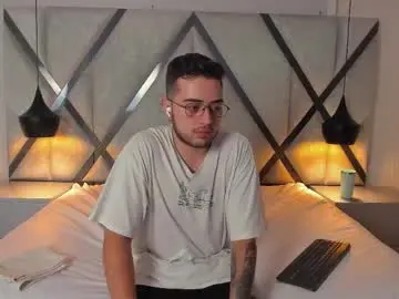 Chaturbate Adult Video Chat of ethan_greys