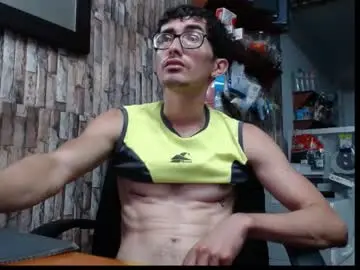 Chaturbate Best live sex cam show of jhosuamoore2