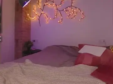 Chaturbate Live Sex Cam of lil_gabbyg