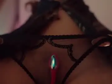 Chaturbate Sex Chat of miladystarlight