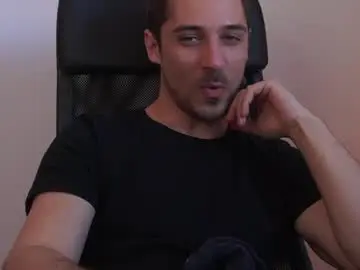 Chaturbate Adult Webcams of mrgreeneyes01