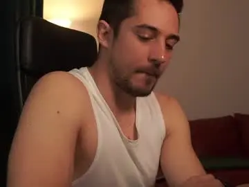 Chaturbate Nude Webcam of mrgreeneyes01