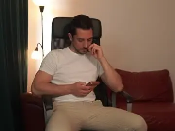 Chaturbate Nude Webcam of mrgreeneyes01