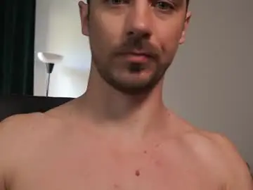 Chaturbate Adult Webcams of mrgreeneyes01