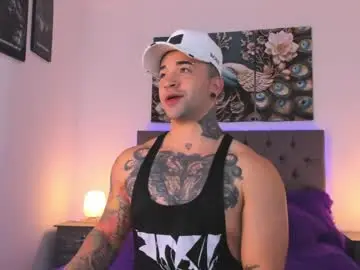 Chaturbate Watch Live Sex Cams of matthew_colee