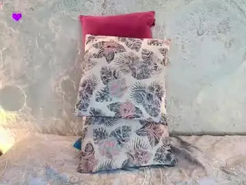 Chaturbate Free Porn Cam of naomiqueents