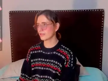 Chaturbate Live Sex Cam of seraphine_star