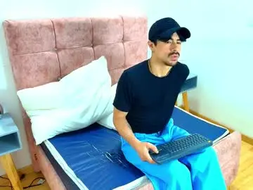 Chaturbate Sex Cam of ethan_briggs