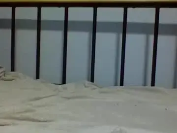 Chaturbate Free Porn Cam of lizbronx17
