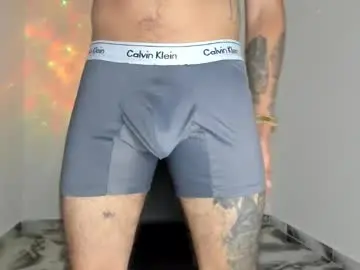 Chaturbate Live Porn of mikee_scooth