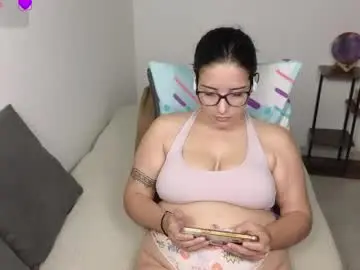 Chaturbate Live Sex of moonwoman_