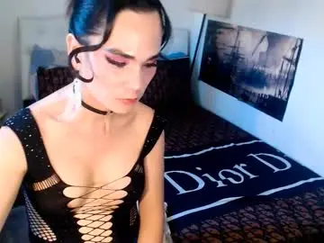 Chaturbate Live Sex of xqueenyasiandomcumx